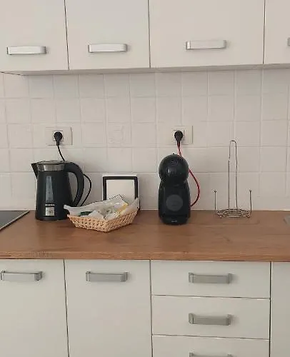 Apartment Lovely With Pool *